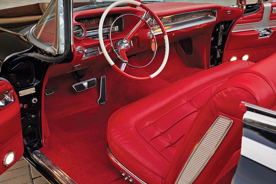 1959-cadillac-eldorado-biarritz-interior.jpg