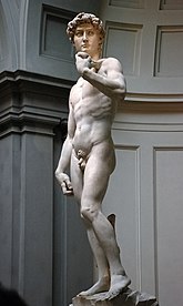 165px-Michelangelo%27s_David.JPG